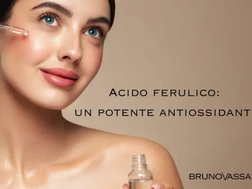 Donna con contagocce applica siero viso. Acido ferulico cos'è? Un potente antiossidante per la pelle.