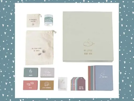 Baby-Erinnerungsbox mit kleinen Beuteln, Karten für erste Meilensteine und Fotos. Ideal zum Aufbewahren von Erinnerungen, wie z.B. geldscheine falten geburt.