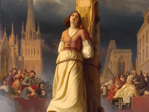 Święta Joanna d'Arc przywiązana do słupa, otoczona tłumem i budynkami sakralnymi.