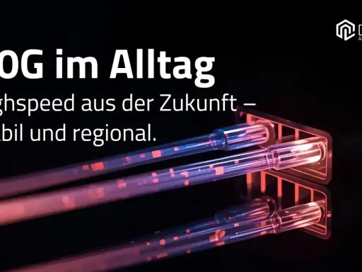 Glasfaserkabel mit leuchtenden Adern, die für 10 Gigabit Highspeed-Internet stehen.