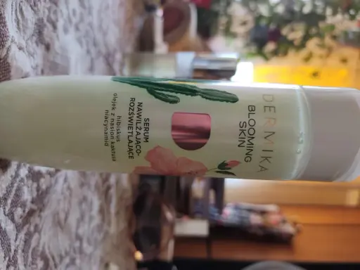 Dermika serum rozświetlające: Które wybrać? Przewodnik