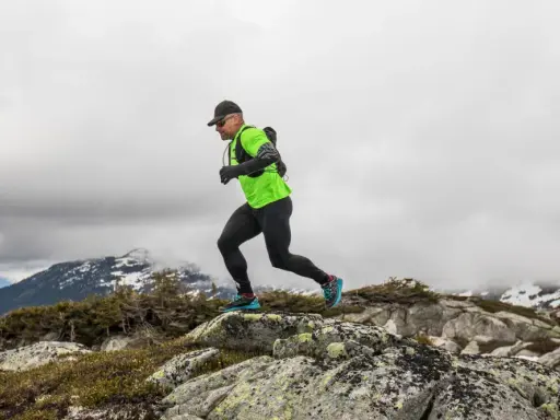 ¿Qué pantalón de montaña Decathlon elegir? Guía experta