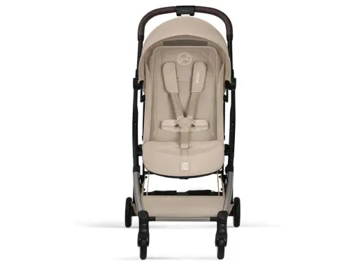 Elegancki, beżowy wózek Cybex Orfeo z pięciopunktowymi pasami bezpieczeństwa i wygodnym siedziskiem. Idealny na spacery.