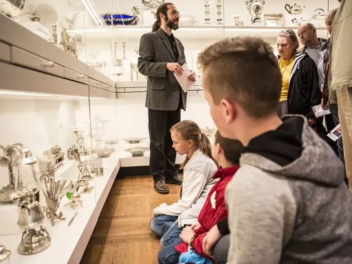 Muzeum Jeździectwa Warszawa: Przewodnik, bilety, atrakcje. Odwiedź!