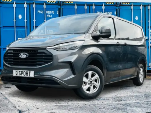 Ford Transit Custom: Ile litrów baku? Diesel, PHEV i AdBlue