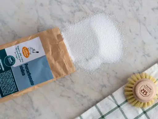 Percarbonato sódico, ideal para ropa de color, blanquea y quita manchas. Un aliado ecológico para tu colada.
