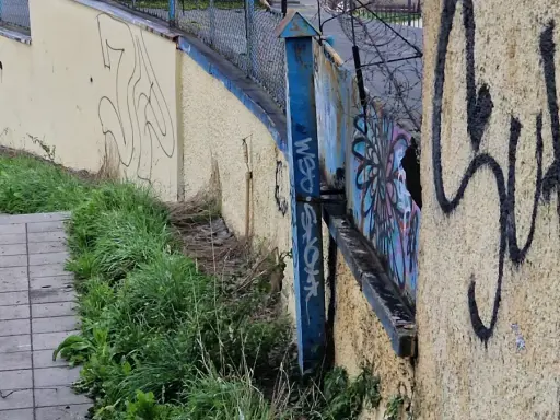 Graffiti: Wykroczenie czy przestępstwo? Decyduje 800 zł.