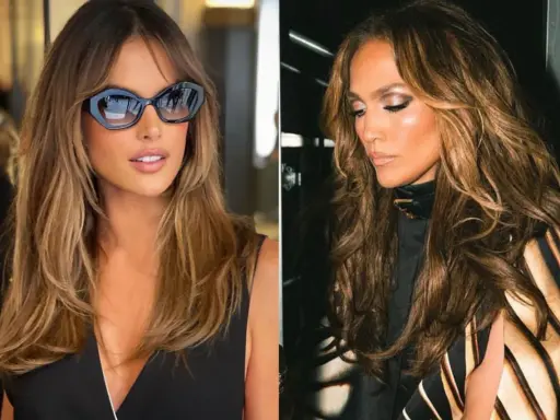 Capelli lunghi e mossi, con riflessi dorati che catturano la **summer light**. Due donne, due stili, un fascino radioso.