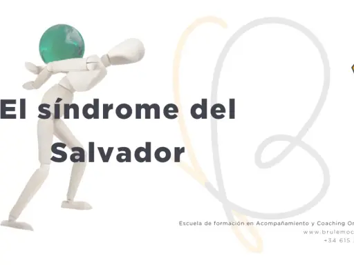 Muñeco articulado sostiene un globo terráqueo, representando el "síndrome del salvador".