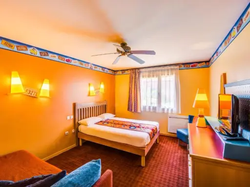 Hotel Disney Santa Fe: características, precios y opiniones de huéspedes