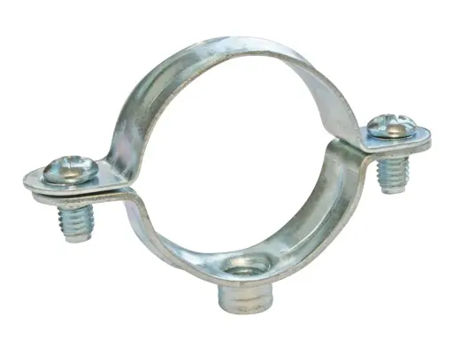 Collier tube métallique argenté, avec deux vis, prêt à fixer un tuyau.