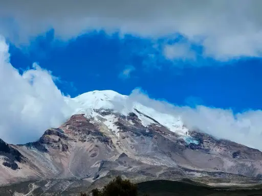 ¿Cuál es la montaña más grande? La sorprendente verdad de 3 cumbres