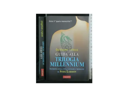 Guida alla trilogia Millennium di Stieg Larsson, con un drago tatuato sulla schiena.