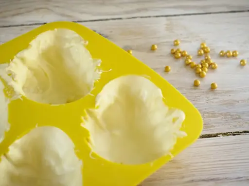 Jak zrobić Kinder Jajko DIY? Gigantyczna niespodzianka krok po kroku!