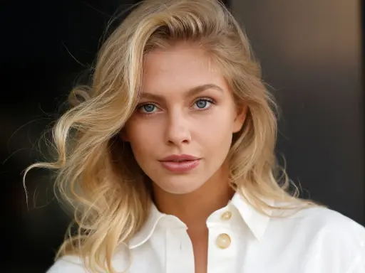 Piękne, zdrowe blond włosy, które wspaniale się układają. To z pewnością **Olaplex efekty**!