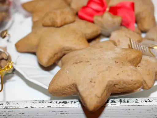 Miękkie pierniczki: przepis, który zawsze się udaje! Bez twardych ciastek.