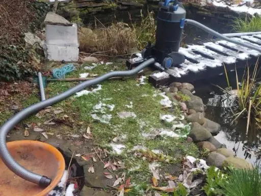 Jak zrobić odkurzacz do oczka wodnego DIY? Oszczędź i wyczyść!