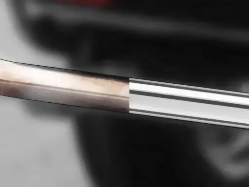 Le chrome terni et rouillé retrouve son éclat. Découvrez comment enlever la rouille sur du chrome pour un résultat impeccable.