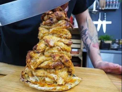 Jak zrobić kebab w domu? Poznaj triki na smak jak z budki!