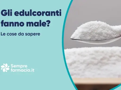 Gli edulcoranti fanno male? Una domanda importante. L'immagine mostra una cucchiaiata di dolcificante artificiale, suggerendo che ci siano cose da sapere sul suo impatto sulla salute.