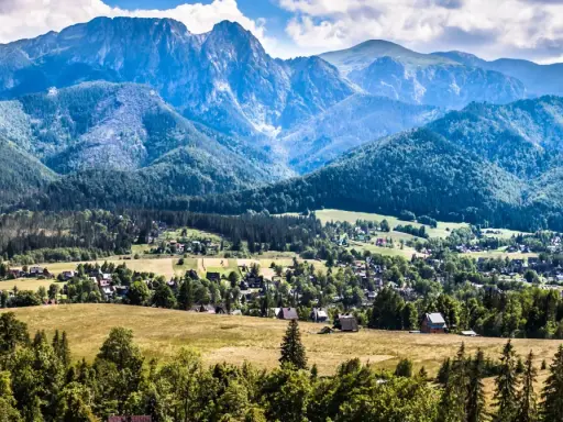 Zakopane atrakcje: przewodnik na każdą porę roku i pogodę