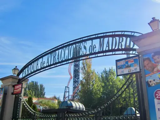 Tu Guía del Parque de Atracciones Madrid: Precios, Zonas y Trucos