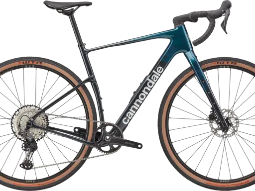 Gravelowy rower **Cannondale Topstone Carbon 3** w kolorze morskim, z szerokimi oponami WTB i napędem Shimano GRX.