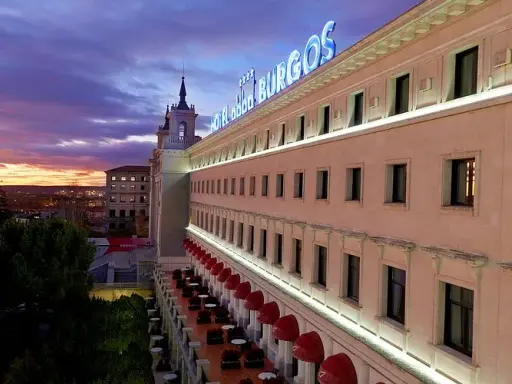 Hotel Abba Burgos: ¿El 4 estrellas con vistas a la Catedral que busca?