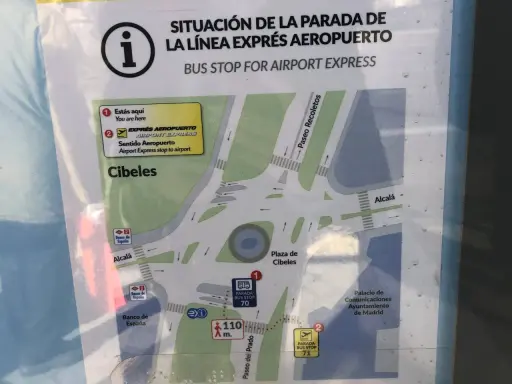 Mapa przystanków autobusowych w Madrycie. Znajdź drogę do lotniska z przystanku Airport Express.