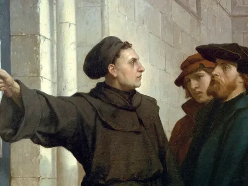 1517: Martin Luther nagelt seine 95 Thesen an die Tür der Schlosskirche Wittenberg. Männer schauen zu.