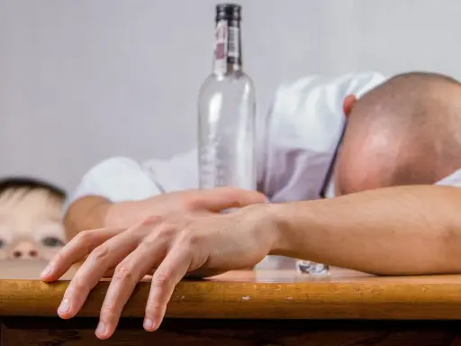 Alkoholizm to choroba psychiczna? Prawda o podwójnej diagnozie