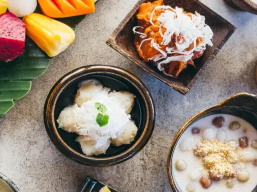 Dolci Vietnamiti: Scopri Riso, Cocco e Frutta Tropicale