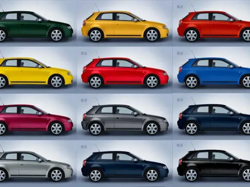 Doce coches Audi S3 en diferentes colores, incluyendo un elegante color gris coche.
