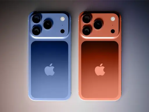 Dwa iPhone'y: niebieski i miedziany. Różnica między iPhone Pro a zwykłym często tkwi w aparacie.