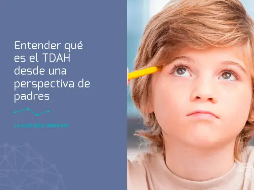 Un niño mira hacia arriba pensativo, con un lápiz cerca de su frente. El texto indica "Entender qué es el TDAH desde una perspectiva de padres", sugiriendo cómo diagnosticar TDAH.