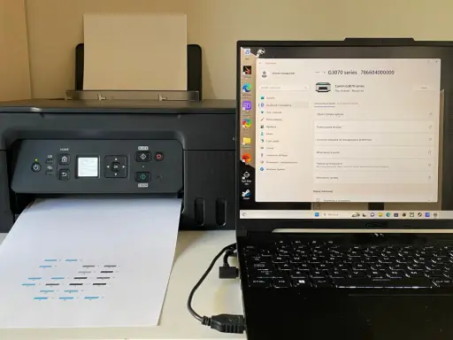 Drukarka nie drukuje? Diagnoza i naprawa: od kabli po Wi-Fi