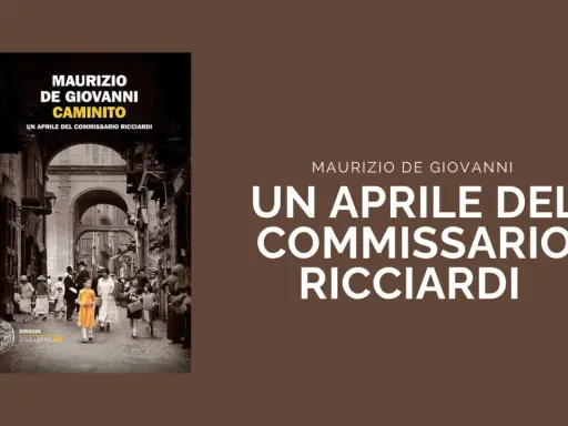 Copertina del libro "Caminito" di Maurizio de Giovanni, con un'immagine d'epoca di una strada napoletana e il titolo "Un aprile del Commissario Ricciardi".