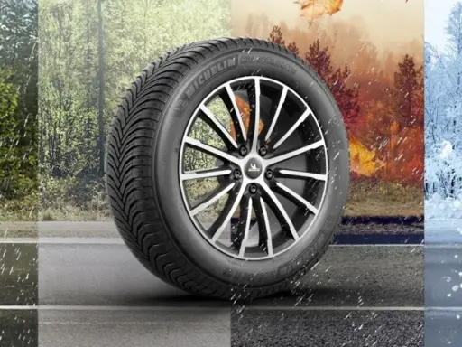 Opona Michelin CrossClimate prezentuje wszechstronność marki opon w różnych warunkach pogodowych: deszcz, jesień i śnieg.
