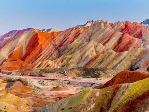 Colores de las montañas: maravillas geológicas que te sorprenderán