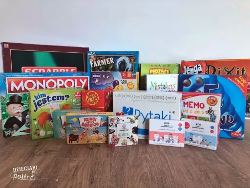 Kolekcja gier planszowych i karcianych, idealna na rodzinne wieczory. Znajdziesz tu Monopoly, Jengę, Dixit i inne najlepsze gry zręcznościowe.