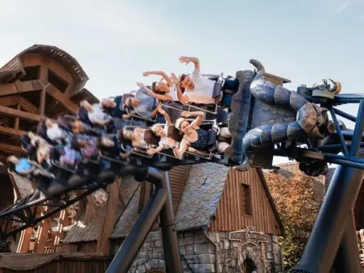 Phantasialand Attraktionen: Ihr Guide zu allen Rides & Shows