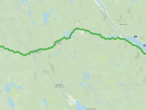 Karta över vasaloppsspåret som slingrar sig genom Dalarnas landskap, förbi sjöar och vägar som 70 och 1024.