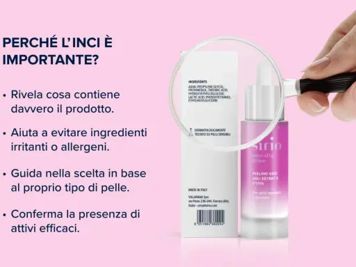 Lente d'ingrandimento su ingredienti di cosmetici fermentati, evidenziando la trasparenza e la scelta consapevole.