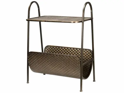 Ett elegant brickbord i mässing med två hyllplan och en tidningshållare. Perfekt för att förvara dina favoritböcker och tidningar.