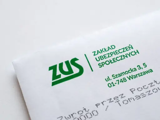 ZUS - Zakład Ubezpieczeń Społecznych. Dokument dotyczący dobrowolnego ubezpieczenia chorobowego. Adres: ul. Szamocka 3, 5, 01-748 Warszawa.