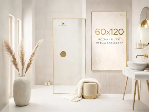 Elegancka łazienka z prysznicem i umywalką. Na ścianie plakat "60x120 poznaj płytki w tym rozmiarze".
