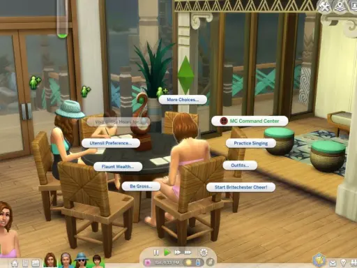 Simki w The Sims 4, korzystające z modów 18+, dyskutują przy stole. Widoczne opcje to "MC Command Center", "Practice Singing" i "Outfits...".