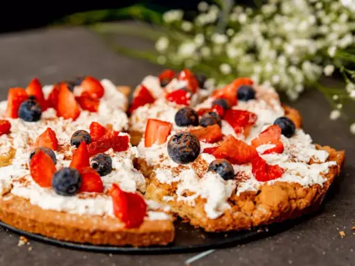 Dolci Veneziani: Guida ai Sapori Imperdibili e Pasticcerie Storiche
