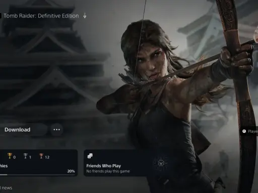 Lara Croft z łukiem i płonącą strzałą w grze Tomb Raider: Definitive Edition.