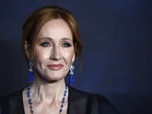 J. K. Rowling: Kim jest twórczyni Harry'ego Pottera i co napisała?